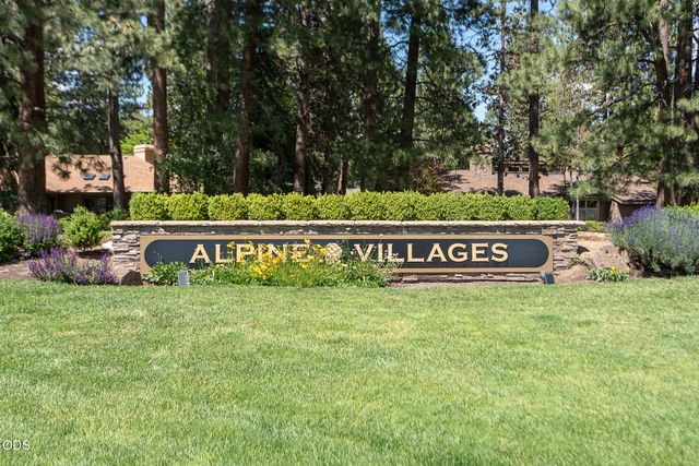 60630 Thunderbird, Bend, OR 97702