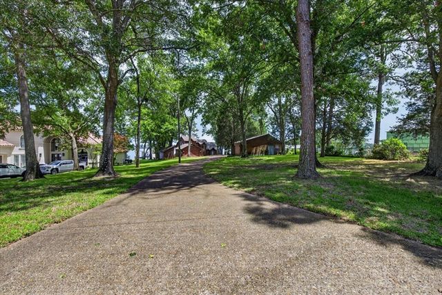 524 Turner Drive, Trinidad, TX 75163