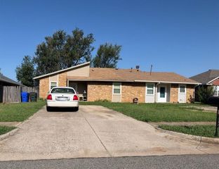 124 Vinita Drive, Norman, OK 73071