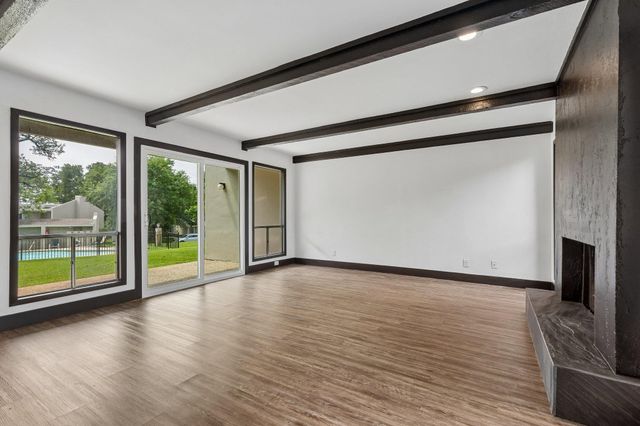 100 Lido CIR H2, Lakeway, TX 78734