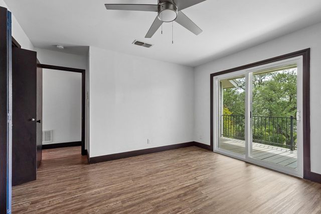 100 Lido CIR H2, Lakeway, TX 78734