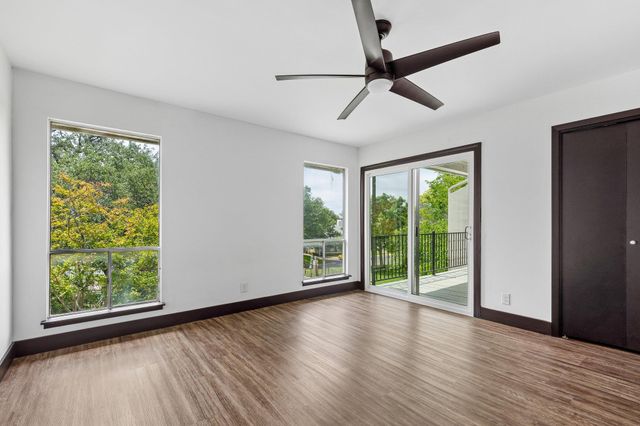 100 Lido CIR H2, Lakeway, TX 78734