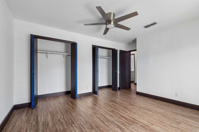100 Lido CIR H2, Lakeway, TX 78734