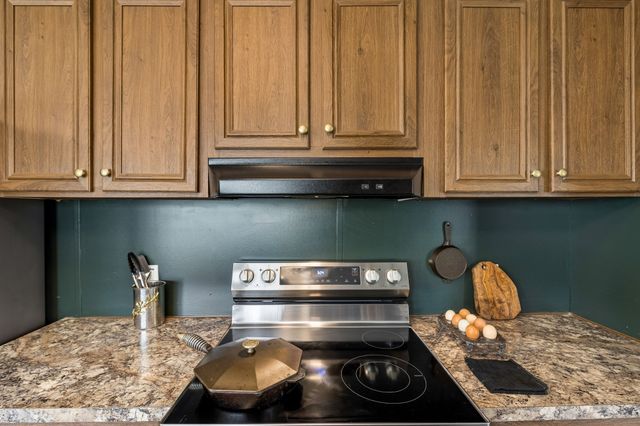 805 Harris Rd, Dickson, TN 37055