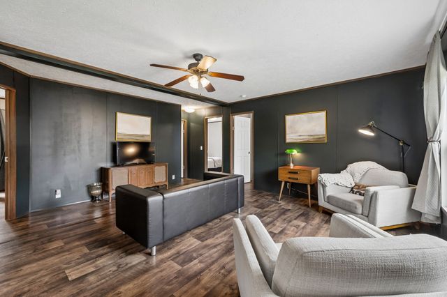 805 Harris Rd, Dickson, TN 37055