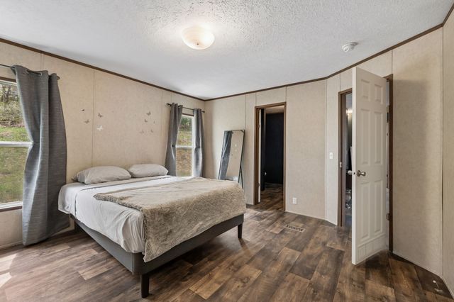 805 Harris Rd, Dickson, TN 37055