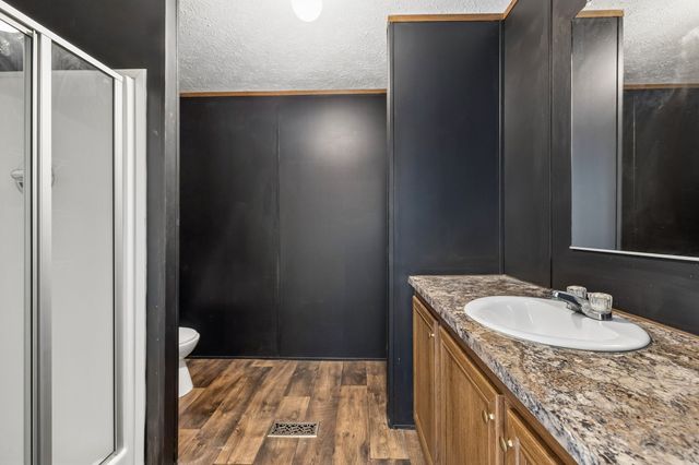 805 Harris Rd, Dickson, TN 37055