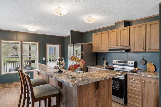 805 Harris Rd, Dickson, TN 37055