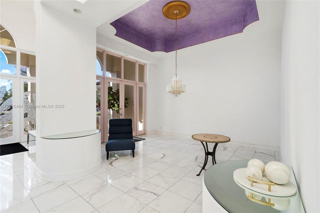 2939 Paddock Ln, Weston, FL 33331