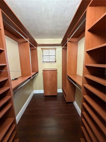 6305 Marlin Dr, Coral Gables, FL 33158