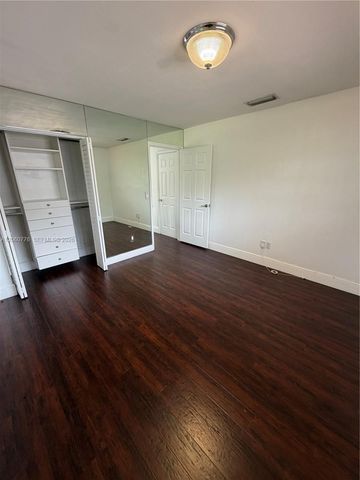 6305 Marlin Dr, Coral Gables, FL 33158