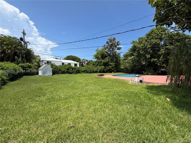 6305 Marlin Dr, Coral Gables, FL 33158