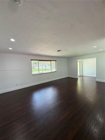6305 Marlin Dr, Coral Gables, FL 33158