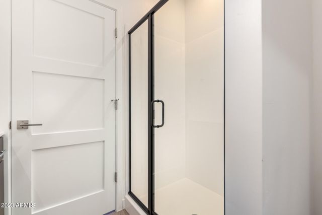 2063 E Lemon Street 2004, Tempe, AZ 85281