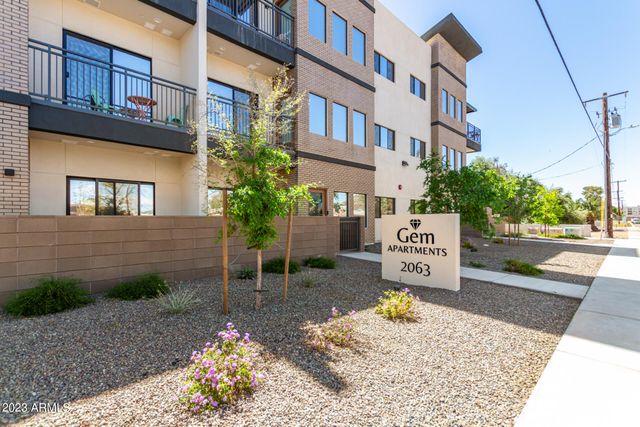 2063 E Lemon Street 2004, Tempe, AZ 85281