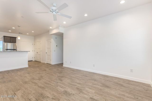 2063 E Lemon Street 2004, Tempe, AZ 85281