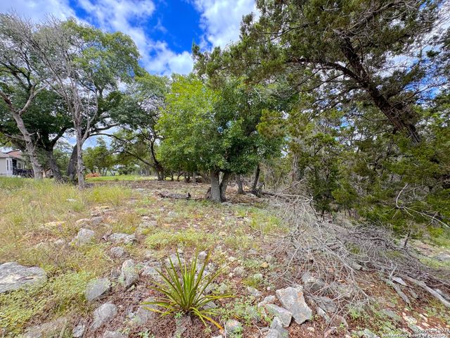 714 CABALLO TRL, Canyon Lake, TX 78133