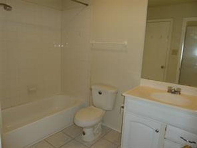 1103 Dulles Avenue 804, Stafford, TX 77477