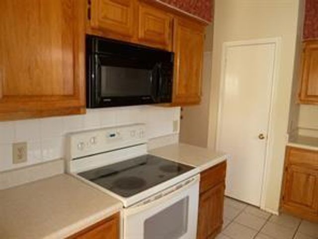 1103 Dulles Avenue 804, Stafford, TX 77477