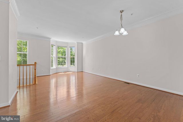 702 ANOOSH CT, Upper Marlboro, MD 20774