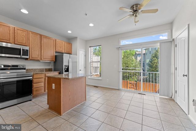 702 ANOOSH CT, Upper Marlboro, MD 20774