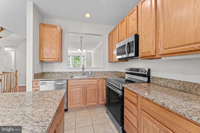702 ANOOSH CT, Upper Marlboro, MD 20774