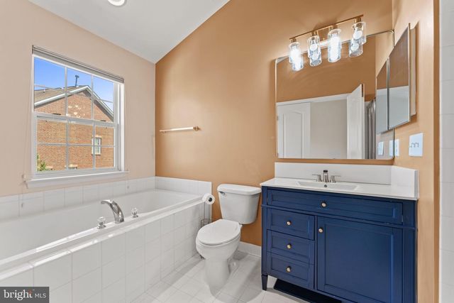 702 ANOOSH CT, Upper Marlboro, MD 20774