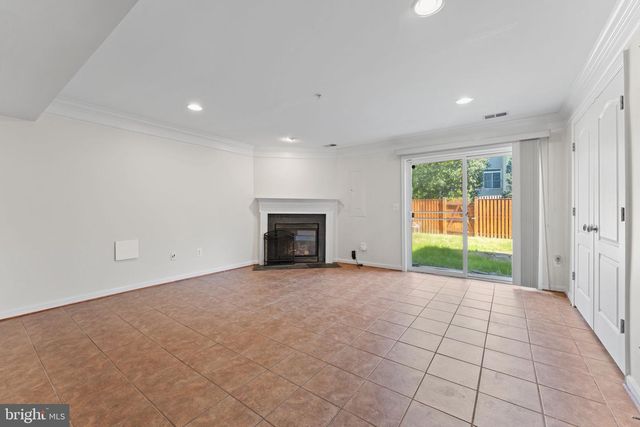 702 ANOOSH CT, Upper Marlboro, MD 20774