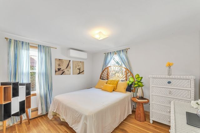 2505 Centre St, Boston, MA 02132