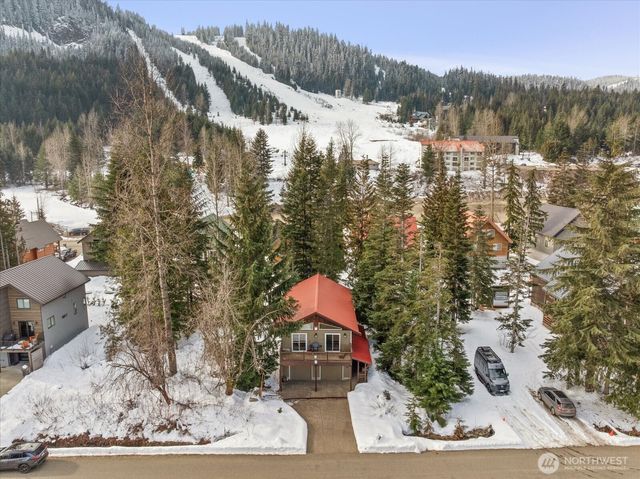661 E Hyak Drive, Snoqualmie Pass, WA 98068