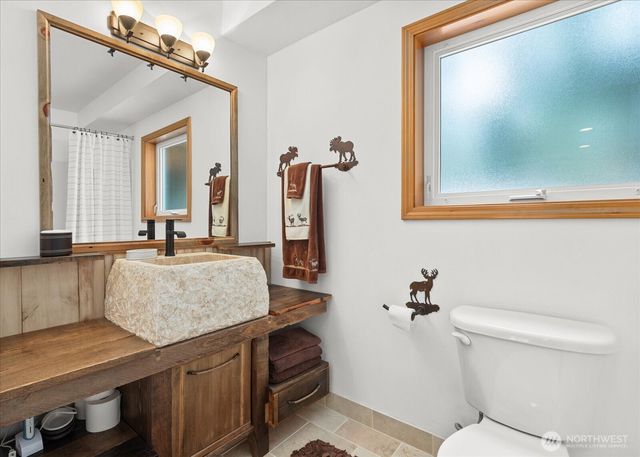 661 E Hyak Drive, Snoqualmie Pass, WA 98068