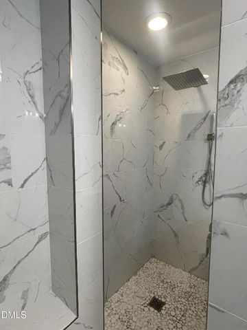 222 Glenwood Avenue 513, Raleigh, NC 27603