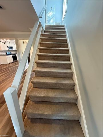 2000 Ridge Brook Court, Winston-salem, NC 27127