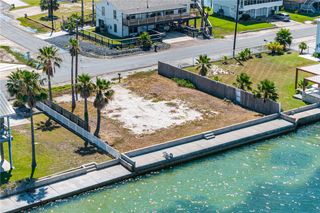 128 Bayshore Dr, Ingleside, TX 78362