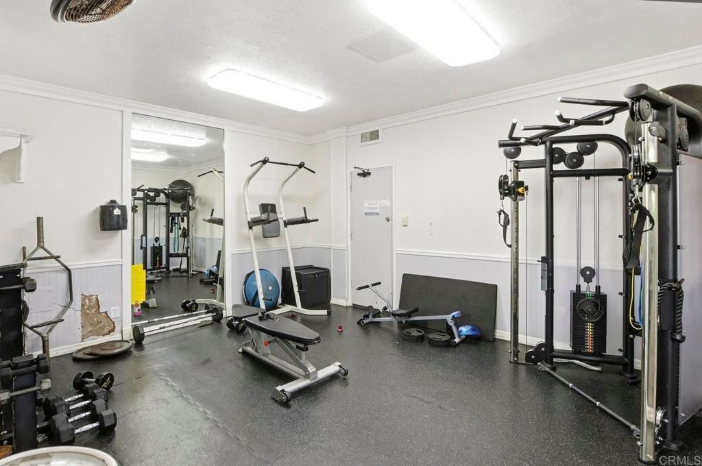 Image 20 of property listing at 2636 Worden Street 132, San Diego, CA 92110