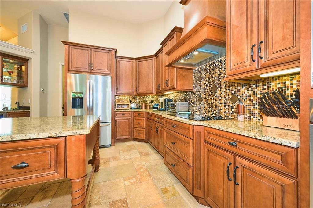 Image 14 of property listing at 4801 SW 24th AVE, Cape Coral, FL 33914