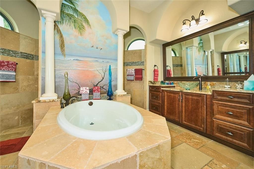 Image 32 of property listing at 4801 SW 24th AVE, Cape Coral, FL 33914