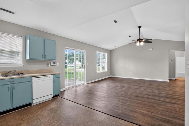 1841 Tamara Way, Spartanburg, SC 29301