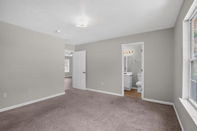 1841 Tamara Way, Spartanburg, SC 29301