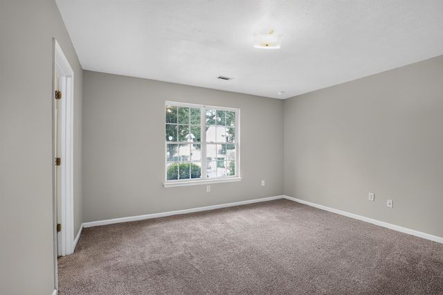 1841 Tamara Way, Spartanburg, SC 29301