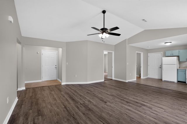 1841 Tamara Way, Spartanburg, SC 29301