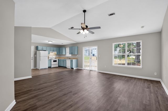1841 Tamara Way, Spartanburg, SC 29301