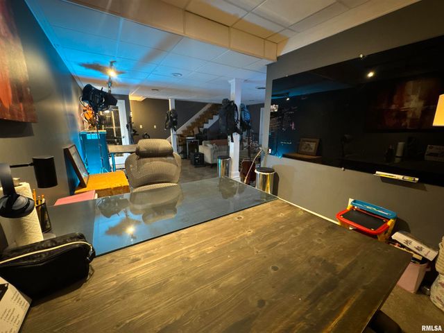 1801 COLONIAL Drive, Marion, IL 62959