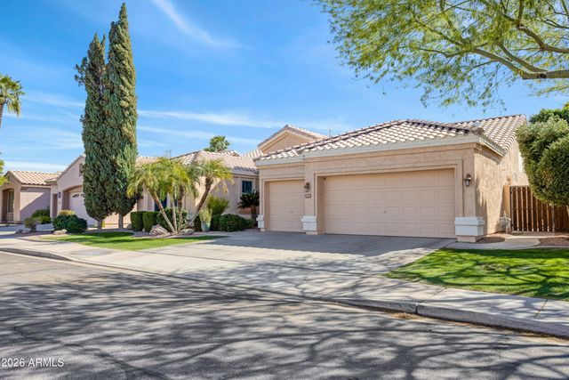 1847 W BLUEBIRD Drive, Chandler, AZ 85286