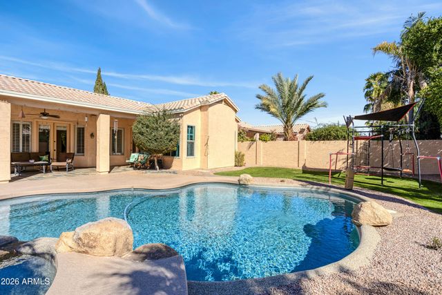 1847 W BLUEBIRD Drive, Chandler, AZ 85286