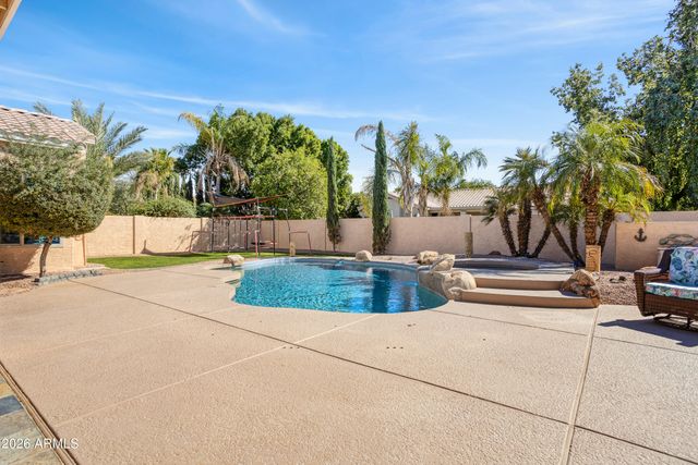1847 W BLUEBIRD Drive, Chandler, AZ 85286