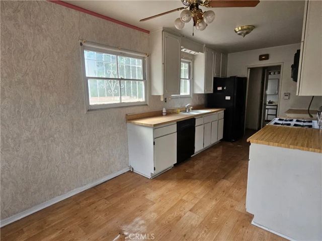 15949 Ludlow Street, Granada Hills, CA 91344