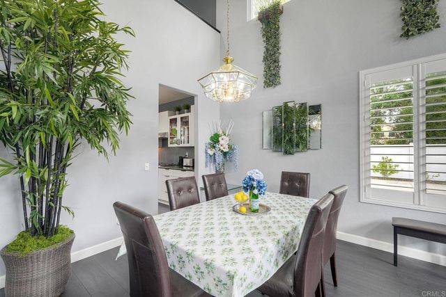 110 Brava Place, Escondido, CA 92026