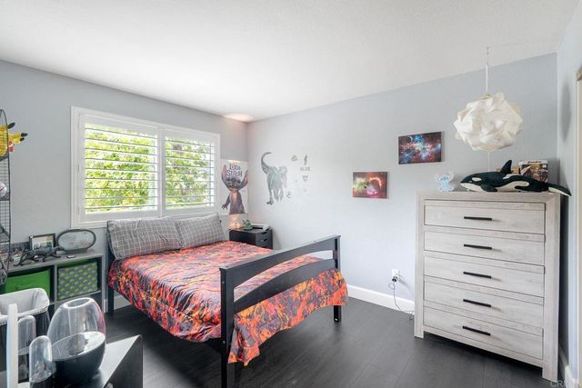 110 Brava Place, Escondido, CA 92026