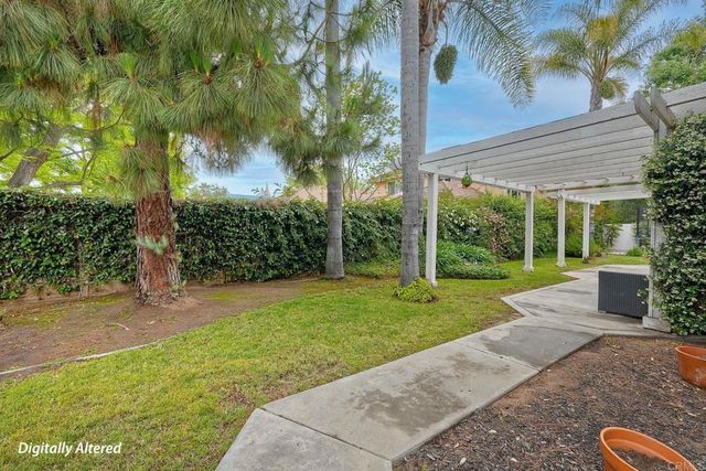 110 Brava Place, Escondido, CA 92026